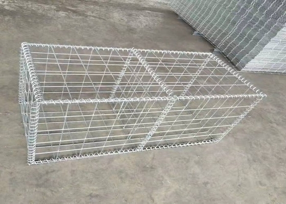 Gabion 10 PVC τρυπών ενωμένων στενά μετρητής καλωδίων ορθογωνίων πλέγματος 2 X 2 που ντύνεται
